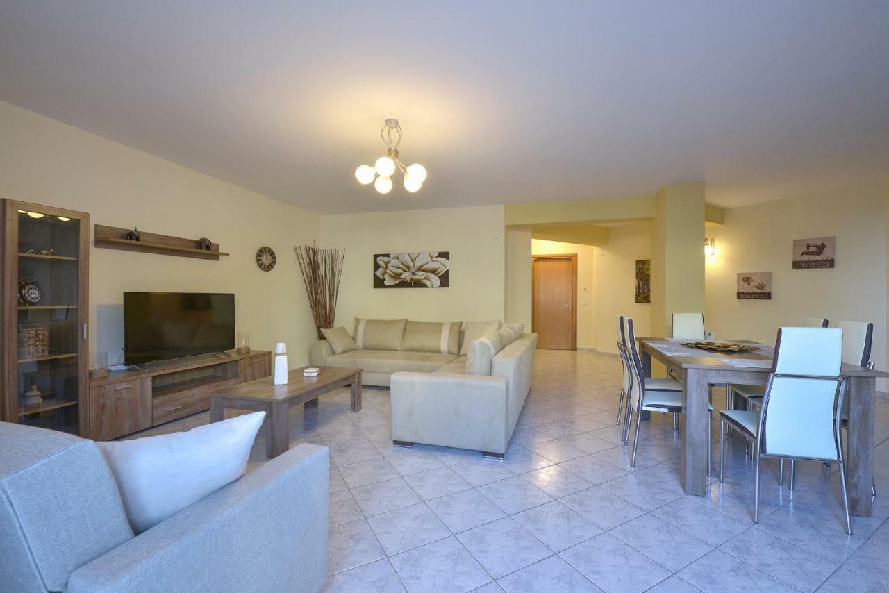G&G House Appartement Kavala Buitenkant foto